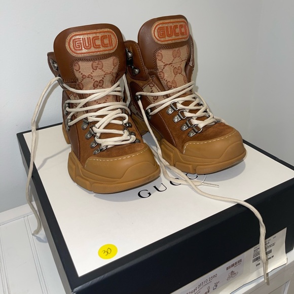 Gucci boots - Picture 1 of 4